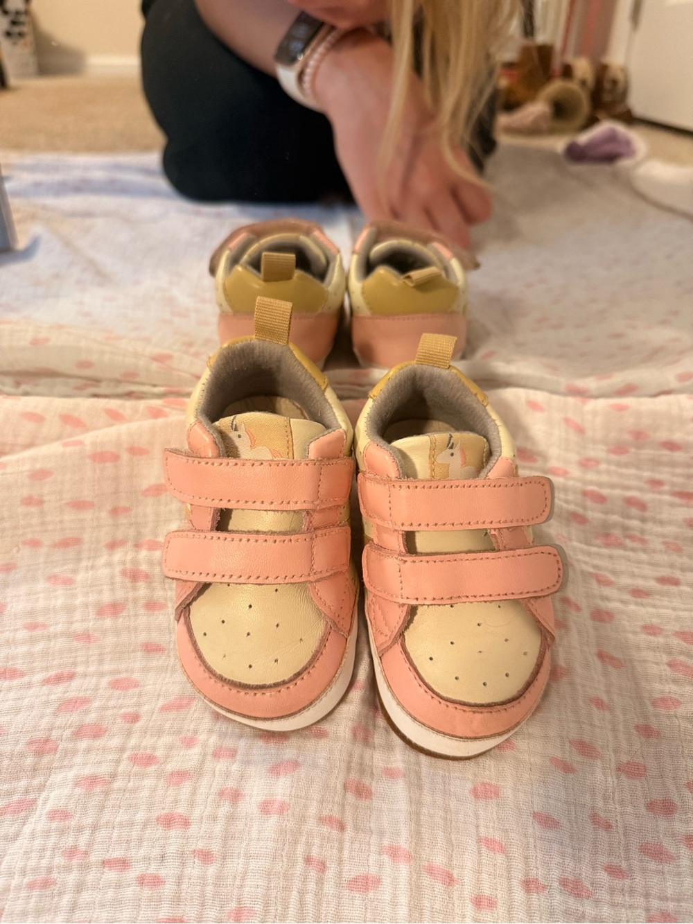 Robeez Pink & Cream Unicorn First Kicks (Original Box)